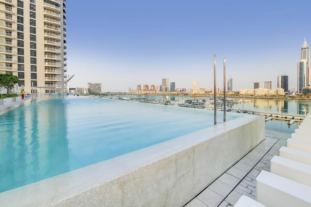 Апартаменты Lux Bnb I Sun Rise Bay I Palm & Sea View Дубай Экстерьер фото